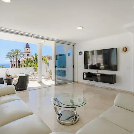Townhouse Park Paraiso Вилла *